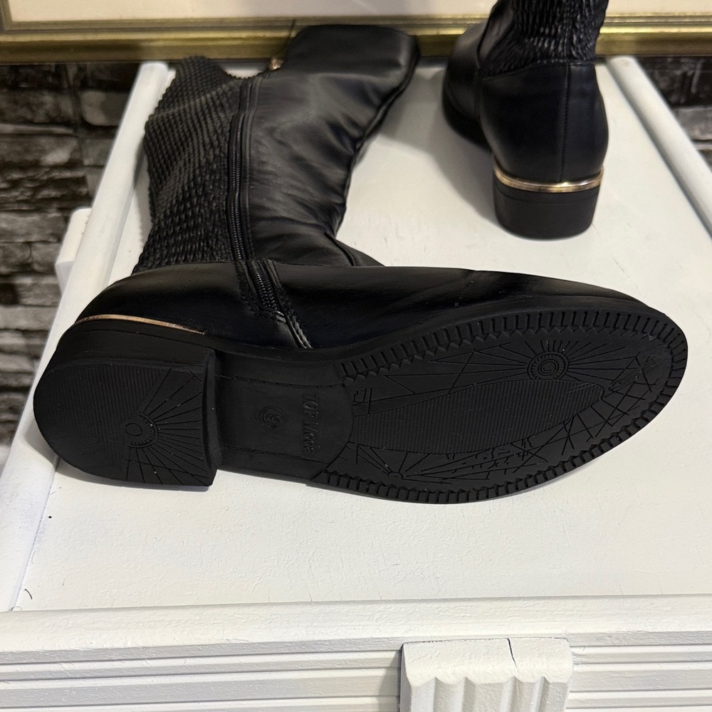 Black Knee-High Women's Boots features zipper on side and gold around the heels - Picture 8 of 11